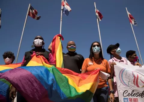 La comunidad LGBTI dominicana exige ante el Congreso rectificar el Código Penal