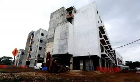 Cuestionan atraso por retomar construcción de hospitales paralizados
