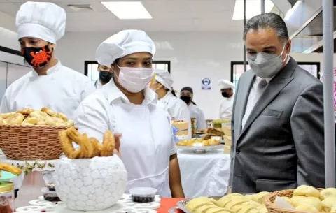 Inadeh evaluará situación tras saturación de cursos que condicionan el Vale Digital