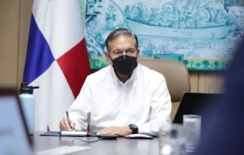 Realizando Metas: Laurentino Cortizo, José Gabriel Carrizo y Juan Carlos Varela viven en Narnia