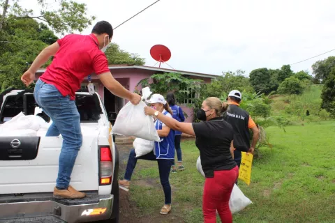 Unas 28 personas afectadas por crecida de río en San Andrés, comunidad al sur de Soná 