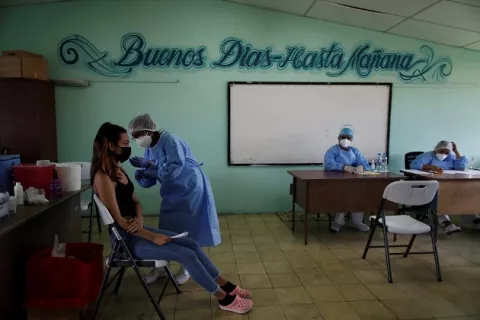 Más de mil contagios de covid-19 por segundo día consecutivo en Panamá