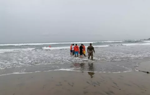 Menor de 15 años pierde la vida en la playa Los Panamaes de Pedasí