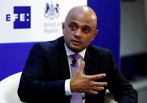 Ministro británico de Sanidad dio positivo por covid-19 pese a estar vacunado