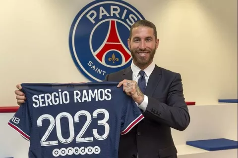 Sergio Ramos firma con el  Paris Saint-Germain y será compañero de Neymar