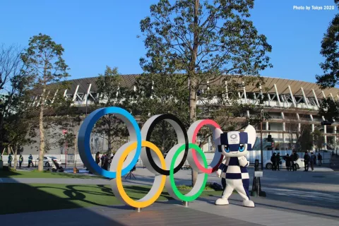 Tokio 2020 Investiga 21 contactos cercanos con la covid-19 en la Villa Olímpica