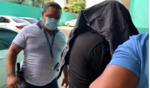 Vacunación 'VIP', entre falta de imputación y supuesto encubrimiento 