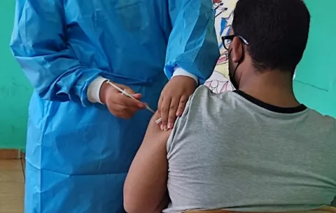 Lotes de vacunas del mes de julio permitirían inmunizar hasta el 50% de la población panameña