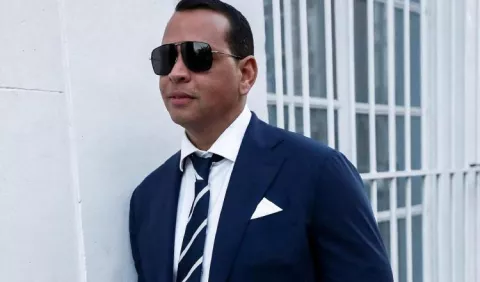 Alex Rodríguez está rehaciendo su vida