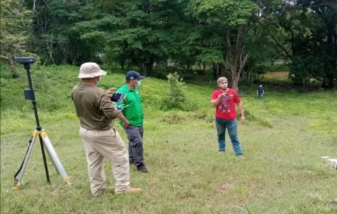 Buscan restaurar áreas afectadas por la deforestación en las cuencas de los ríos Tonosí y La Villa