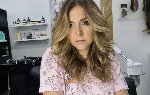 Bettina: 'Yo saqué a mi hija de la escuela porque no podía más con las clases virtuales, ni ella ni yo'