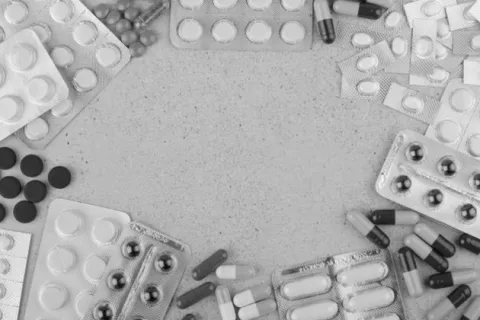 Nada justifica la perjudicial burocracia que rodea la compra de medicamentos