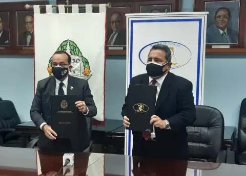 Tribunal de Cuentas y la Universidad de Panamá suscriben convenio de cooperación académica y científica