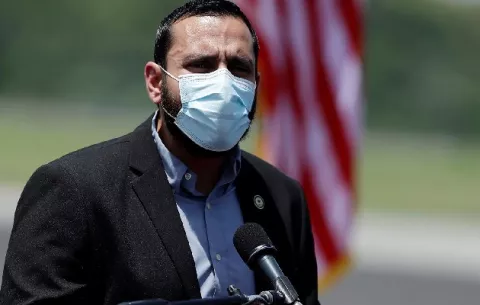 El Salvador envía a Panamá 100 muestras para confirmar las variantes del coronavirus