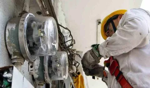 Proponen regular el costo de la tarifa eléctrica y un servicio justo