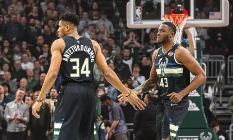 NBA exige que el personal cercano a jugadores y árbitros esté vacunado