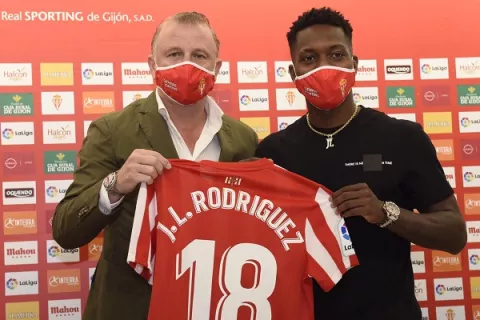 José Luis 'Puma' Rodríguez llega al Sporting para aportar 'velocidad y goles'