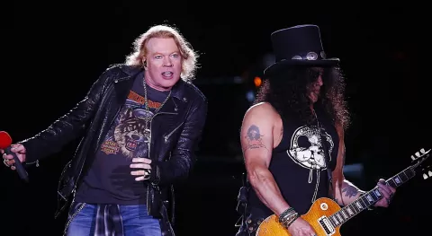 Guns N' Roses estrena 'Absurd', su primer tema inédito en 13 años