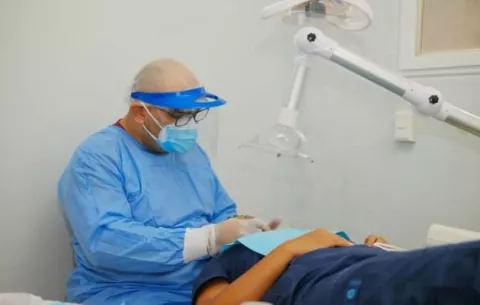 Policlínica de San Carlos reanuda atención odontológica con un nuevo protocolo de bioseguridad