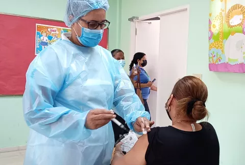 Se logra vacunar al 94% de las personas que se habían proyectado inmunizar en Arraiján