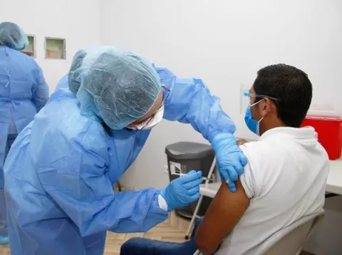 Panamá ha aplicado 3,184,408 dosis de la vacuna contra la covid-19