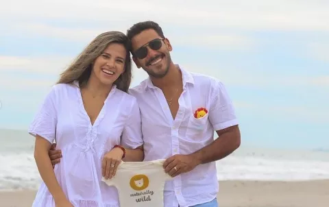 Alexis Sitton y Verónica Rivera esperan su primer bebé