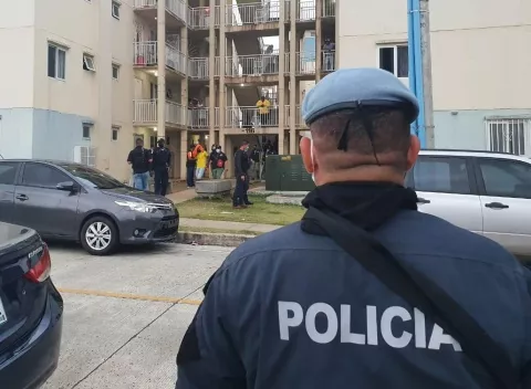 Hombre fue herido de bala por desconocidos en Altos de Los Lagos, Colón 