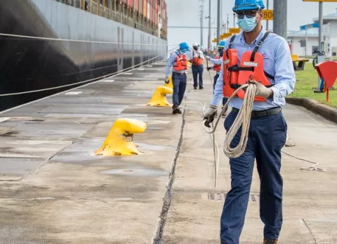 Canal de Panamá reporta 63 casos de covid-19 en la última semana
