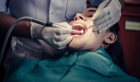 Caries, principal causa de consulta odontológica 