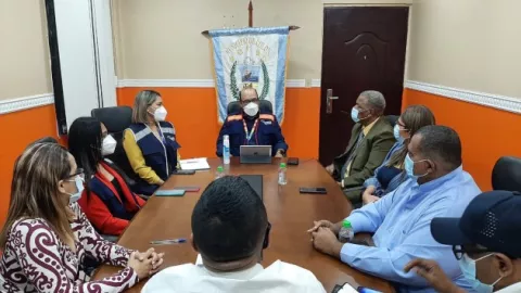 Niñez, violencia y falta de agua: las preocupaciones que escuchó el defensor del pueblo en Colón 