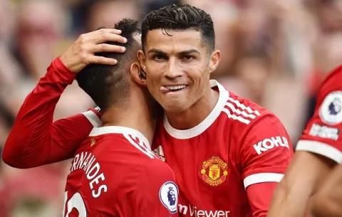 Cristiano  Ronaldo marca doblete en su regreso titular al Manchester United