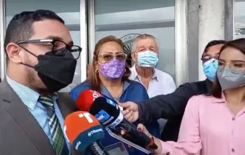 Convencionales de CD presentan denuncia contra Rómulo Roux por supuesta falsificación de firmas
