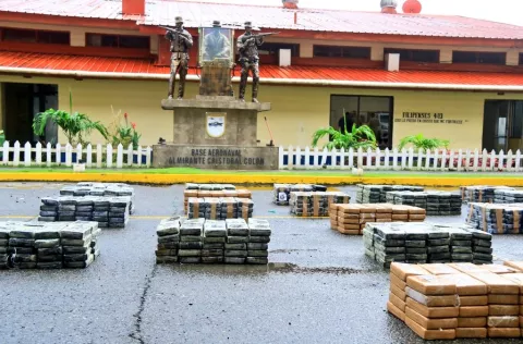 Incautan 1,057 paquetes de droga que iban hacia Francia y Bélgica