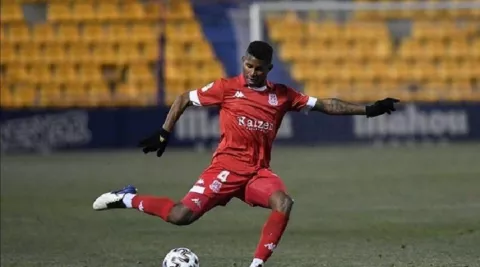 Fidel Escobar, baja por lesión frente al Real Valladolid