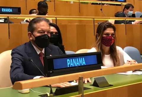 Laurentino Cortizo busca atraer inversiones que ayuden a la reactivación económica de Panamá