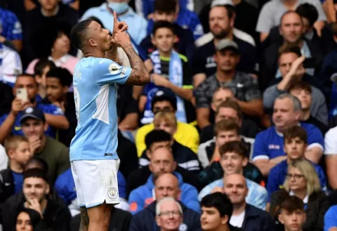 Manchester City reclama brillante victoria sobre el Chelsea en Stamford Bridge