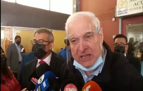 Ricardo Martinelli: 'Esos fiscales son unos bandidos y sinvergüenzas que deben estar presos'