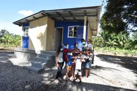Miviot beneficia a 655 familias afectadas por los huracanes Eta e Iota