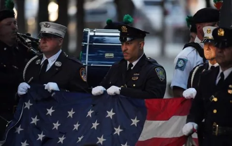 Nueva York recuerda los atentados del 11S 20 años después con un solemne acto