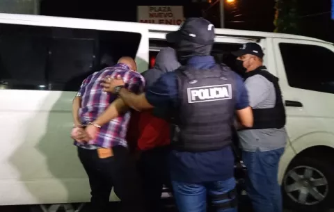 Juez de garantías dicta detención provisional para 10 personas involucradas en sustracción de insumos de la CSS