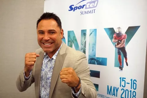 Óscar De la Hoya está hospitalizado a causa de la covid-19