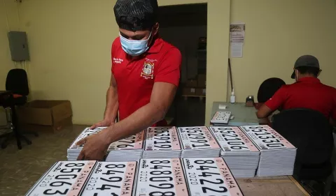 ¡Oficial! Placa vehicular tendrá vigencia de cinco años a partir de la fecha