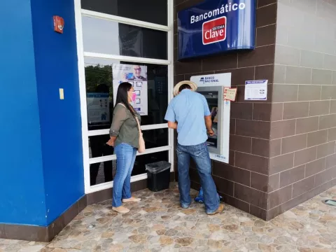 A partir del lunes 6 de septiembre pagarán 120 a los 65 por tarjetas clave social 