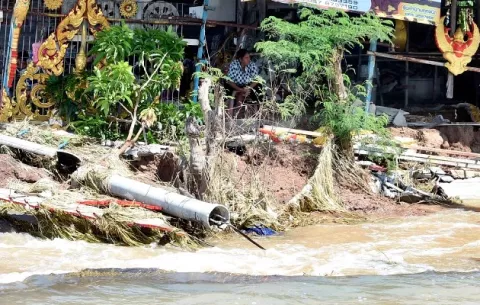 Riadas en Tailandia deja al menos siete muertos y más de 227 mil viviendas afectadas