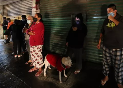Un fuerte terremoto de 7.1 produce pocos daños en centro y sur de México