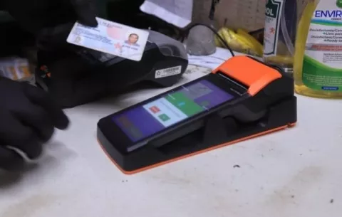 Gobierno anuncia que no será necesario estar vacunado contra la covid-19 para recibir vale digital
