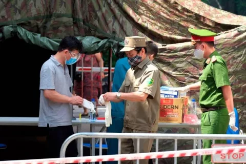 Condenan a 30 meses de cárcel a un hombre por propagar la covid-19