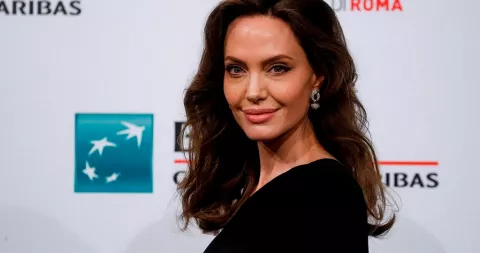 Angelina Jolie comanda en Roma a sus  'Eternals', multiculturales y paritarios