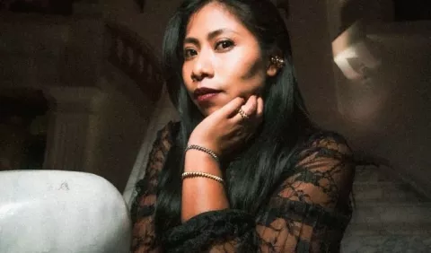 Yalitza Aparicio y las marcas de diseñador 