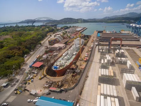 AMP y la empresa Astilleros Puerto de Balboa, S.A. firman contrato para iniciar operación en el Astillero Balboa